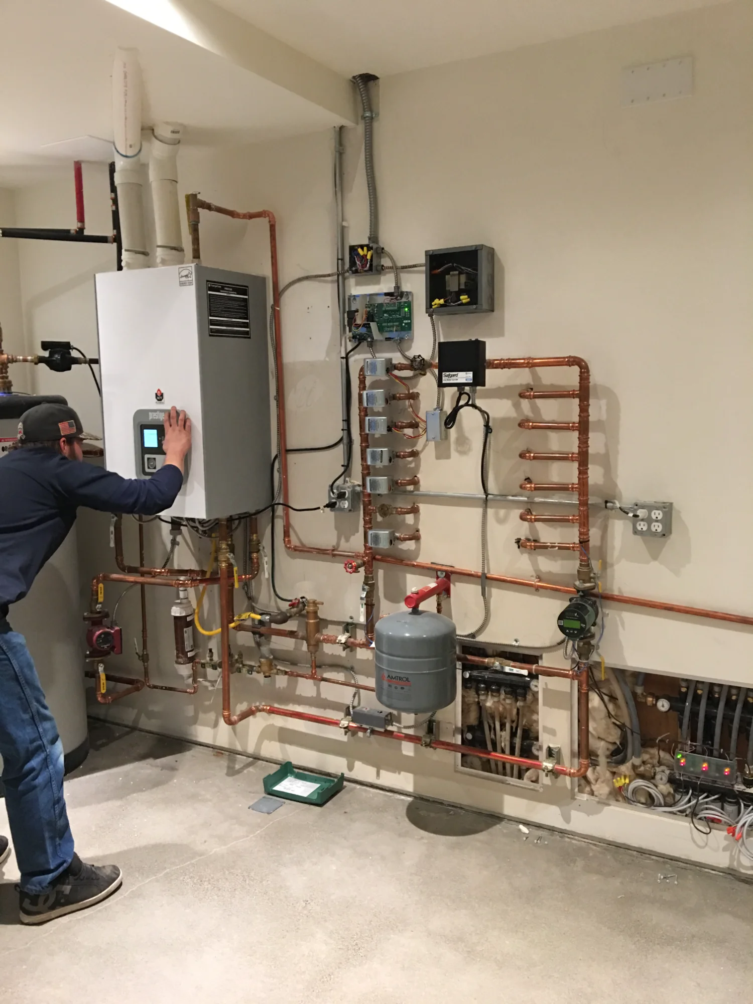 High-efficiency boiler system with copper piping